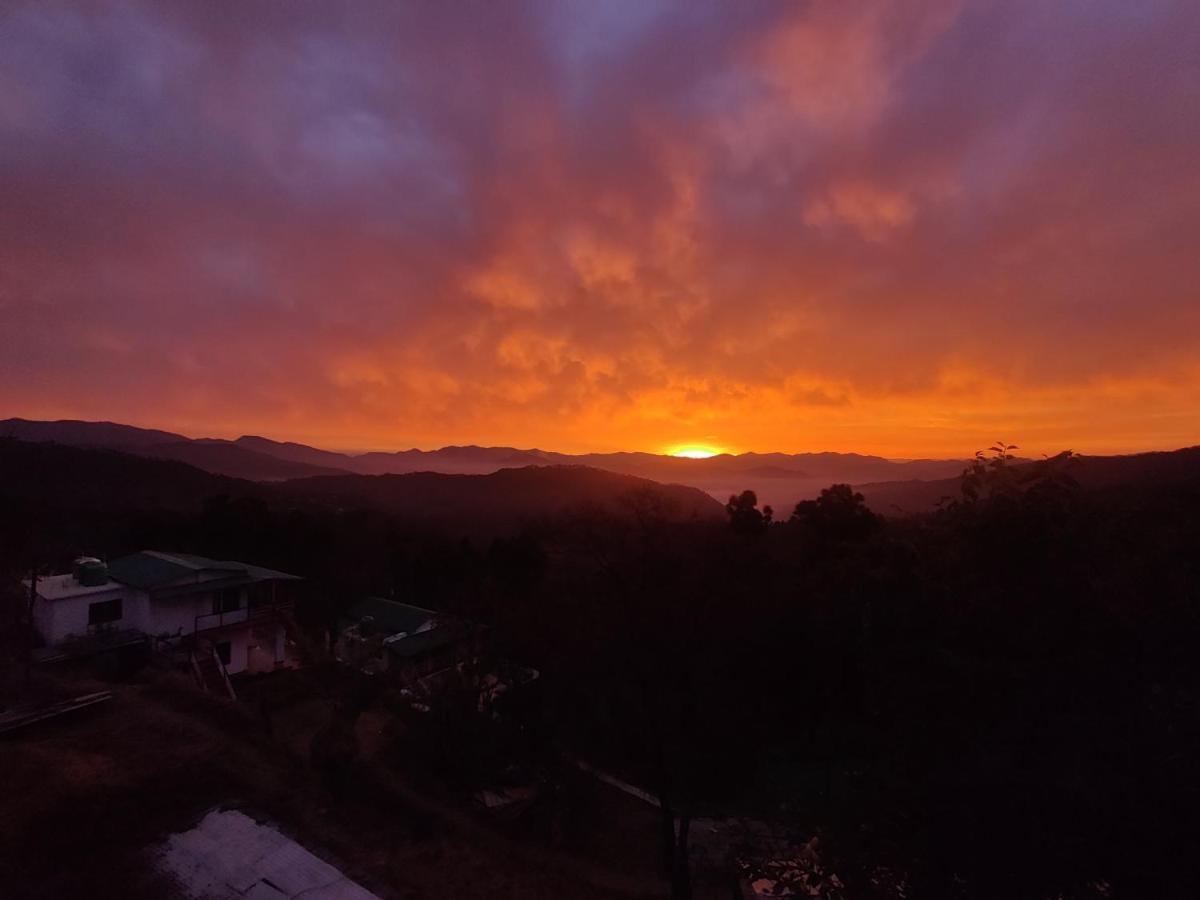 Bhanu Homestay, Kasar Devi 阿尔莫拉 外观 照片